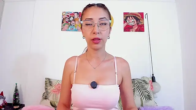 Snapshot of julialex_ chatting on 5, 12, 2025 julialex online show from 5, 12, 2025