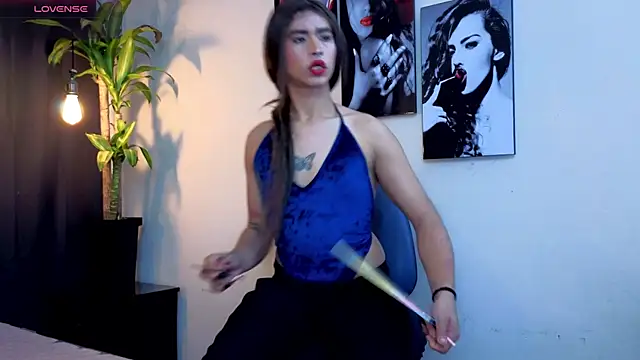 Snapshot of Flor_Gil chatting on 11, 11, 2025 Flor Gil online show from 11, 11, 2025