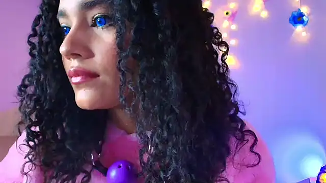 Aprilsweet2005 online show from 2, 12, 2025