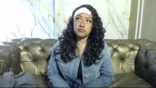 Snapshot of Kataleyaa2_ chatting on 29, 10, 2025 Kataleyaa2 online show from 29, 10, 2025