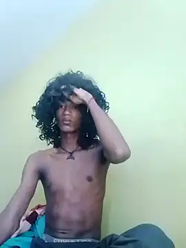 Snapshot of skinniyGabriel chatting on 11, 11, 2025 skinniyGabriel online show from 11, 11, 2025