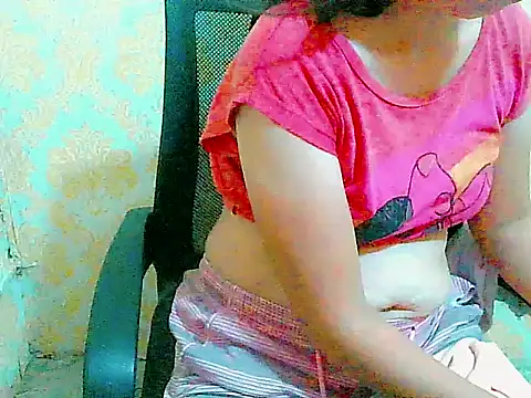 Snapshot of nhicole4u chatting on 31, 10, 2025 nhicole4u online show from 31, 10, 2025