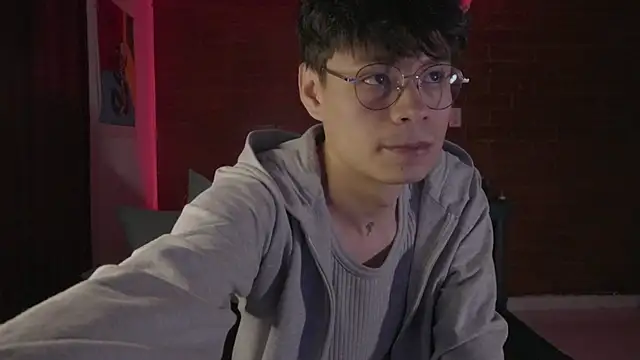 estmonnn online show from 20, 12, 2025