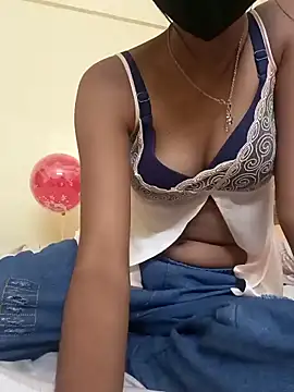 Sanaya Queen19 online show from 30, 10, 2025