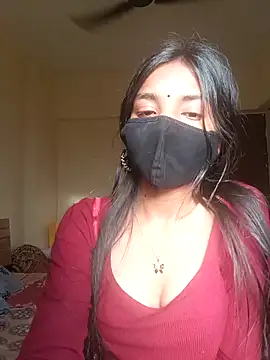 Sanaya Queen19 online show from 8, 11, 2025