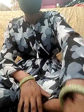 Snapshot of Pooja_sony chatting on 10, 11, 2025 Pooja sony online show from 10, 11, 2025