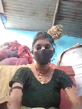 Snapshot of Pooja_sony chatting on 15, 11, 2025 Pooja sony online show from 15, 11, 2025