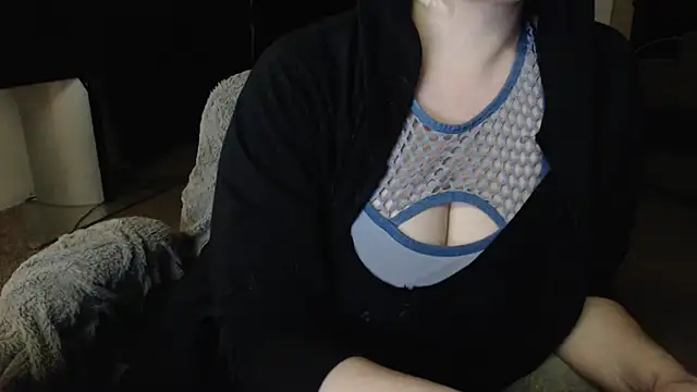 Snapshot of Skyl31 chatting on 17, 11, 2025 Skyl31 online show from 17, 11, 2025