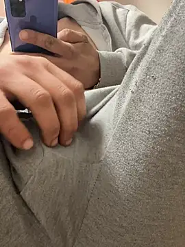 llioo22 online show from 10, 2, 2026