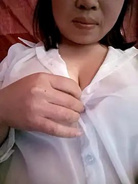 julybe online show from 13, 1, 2026