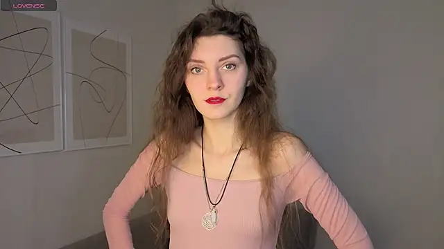 LauraYoungg online show from 20, 2, 2026