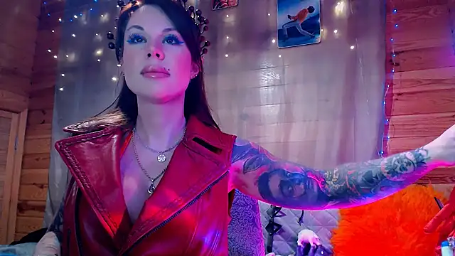 Miss-Twinkle online show from 4, 12, 2025