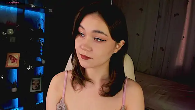 MistyLovia online show from 17, 3, 2026