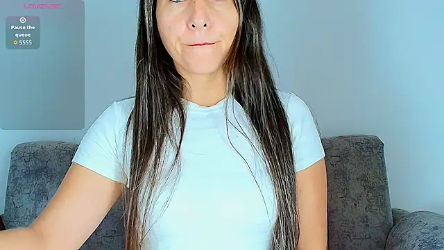 Snapshot of alana_pink95 chatting on 18, 12, 2025 alana pink95 online show from 18, 12, 2025