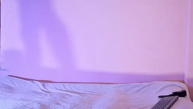 Snapshot of MelissaLuxx chatting on 3, 11, 2025 MelissaLuxx online show from 3, 11, 2025