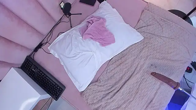 Natural BIGASS Nina online show from 7, 3, 2026