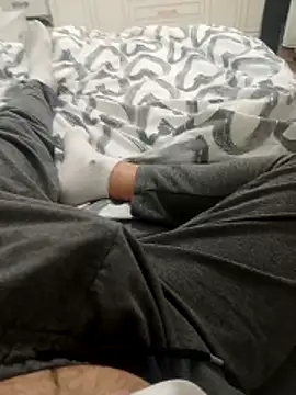 Snapshot of expenser37 chatting on 16, 11, 2025 expenser37 online show from 16, 11, 2025