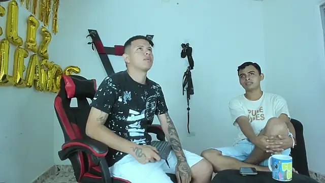 Steven19 LatinBoy online show from 2, 2, 2026