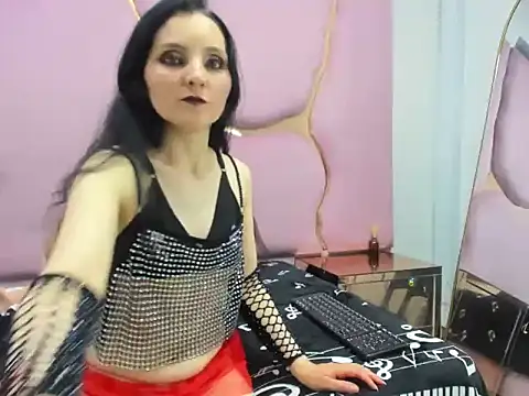 Snapshot of Morticia_Black chatting on 13, 11, 2025 Morticia Black online show from 13, 11, 2025