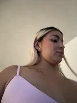 Snapshot of Elina_Hills chatting on 12, 2, 2026 Elina Hills online show from 12, 2, 2026