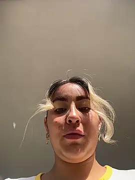 Snapshot of Elina_Hills chatting on 26, 2, 2026 Elina Hills online show from 26, 2, 2026