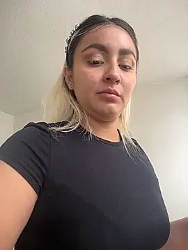 Snapshot of Elina_Hills chatting on 7, 3, 2026 Elina Hills online show from 7, 3, 2026