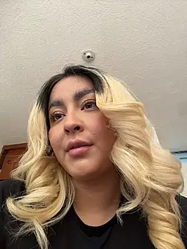 Snapshot of Elina_Hills chatting on 20, 3, 2026 Elina Hills online show from 20, 3, 2026