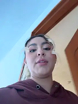 Snapshot of Elina_Hills chatting on 24, 3, 2026 Elina Hills online show from 24, 3, 2026