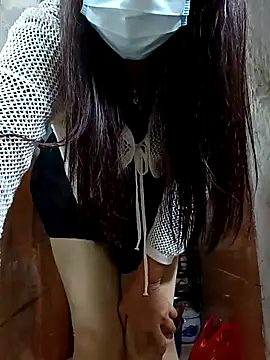 Snapshot of Drizzle-Rian chatting on 14, 12, 2025 Drizzle-Rian online show from 14, 12, 2025