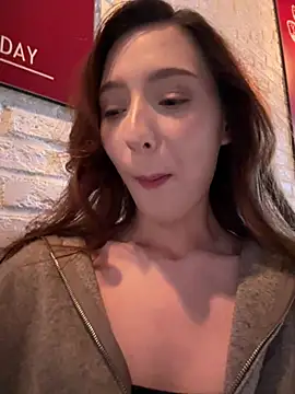 LilluKatten online show from 2, 2, 2026