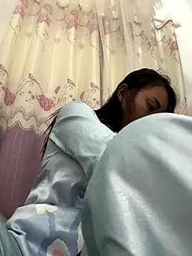 Snapshot of Amino-Suca chatting on 13, 11, 2025 Amino-Suca online show from 13, 11, 2025