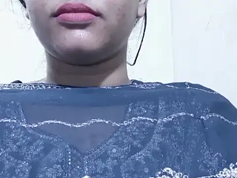 Snapshot of Nancy_queen001 chatting on 5, 11, 2025 Nancy queen001 online show from 5, 11, 2025