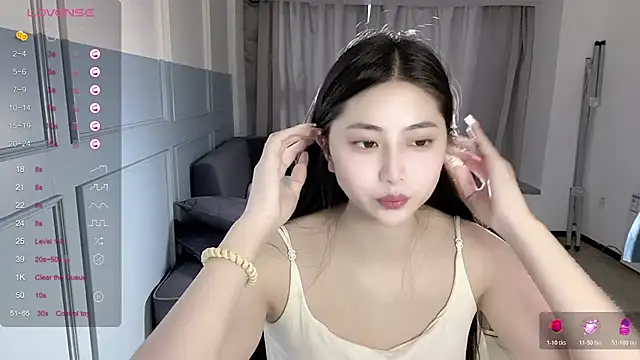 Snapshot of paopao-1314 chatting on 18, 11, 2025 paopao-1314 online show from 18, 11, 2025