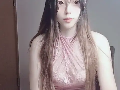 JuliaNoir online show from 1, 11, 2025