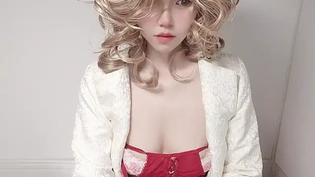 JuliaNoir online show from 20, 3, 2026