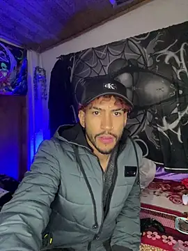 Snapshot of 3v1l chatting on 21, 11, 2025 3v1l online show from 21, 11, 2025