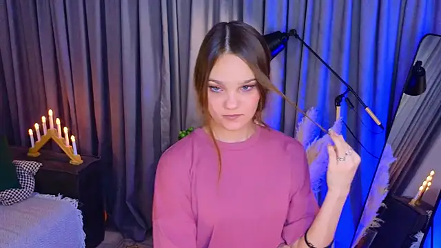 Snapshot of KarlaMagnett chatting on 26, 11, 2025 KarlaMagnett online show from 26, 11, 2025