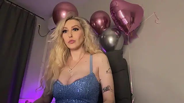 Snapshot of Liya_Liss chatting on 2, 12, 2025 Liya Liss online show from 2, 12, 2025