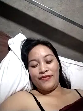 Snapshot of Alice-567 chatting on 3, 11, 2025 Alice-567 online show from 3, 11, 2025