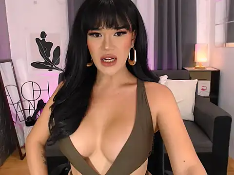 Snapshot of transSTARprincess chatting on 10, 9, 2025 transSTARprincess online show from 10, 9, 2025