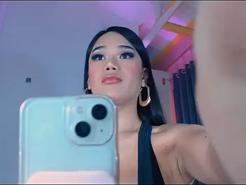 Snapshot of transSTARprincess chatting on 13, 11, 2025 transSTARprincess online show from 13, 11, 2025