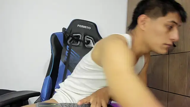 dorman boy online show from 5, 12, 2025