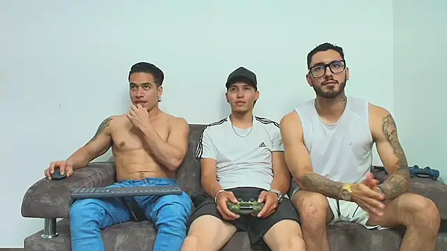 thebadboys05 online show from 3, 12, 2025