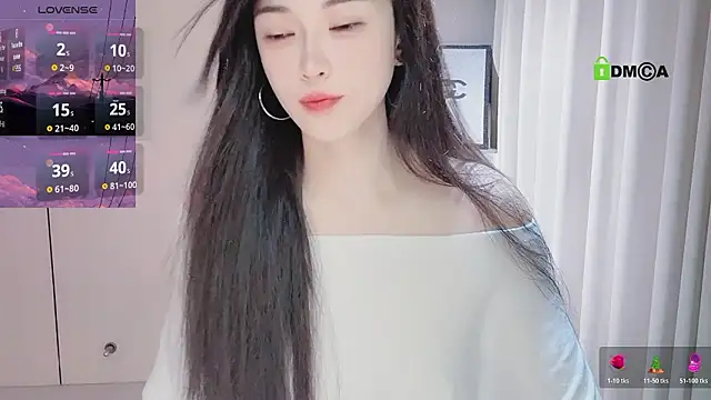 Snapshot of YunShan-33 chatting on 10, 2, 2026 YunShan-33 online show from 10, 2, 2026