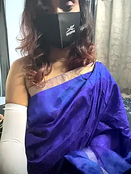 Queen-dhivya online show from 16, 11, 2025