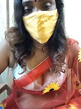 Queen-dhivya online show from 3, 12, 2025