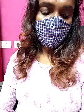 Queen-dhivya online show from 4, 12, 2025