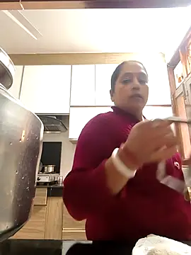 Snapshot of Hot-Sana2 chatting on 9, 11, 2025 Hot-Sana2 online show from 9, 11, 2025