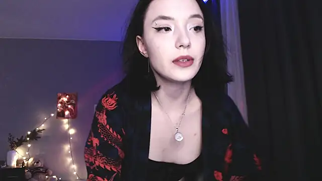 dolll maiya online show from 10, 2, 2026