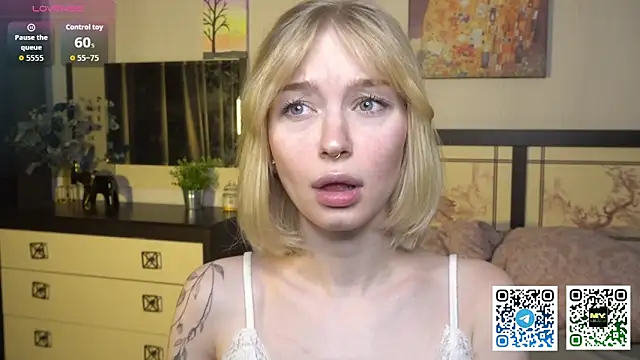 Snapshot of ShanelTunon chatting on 5, 12, 2025 ShanelTunon online show from 5, 12, 2025